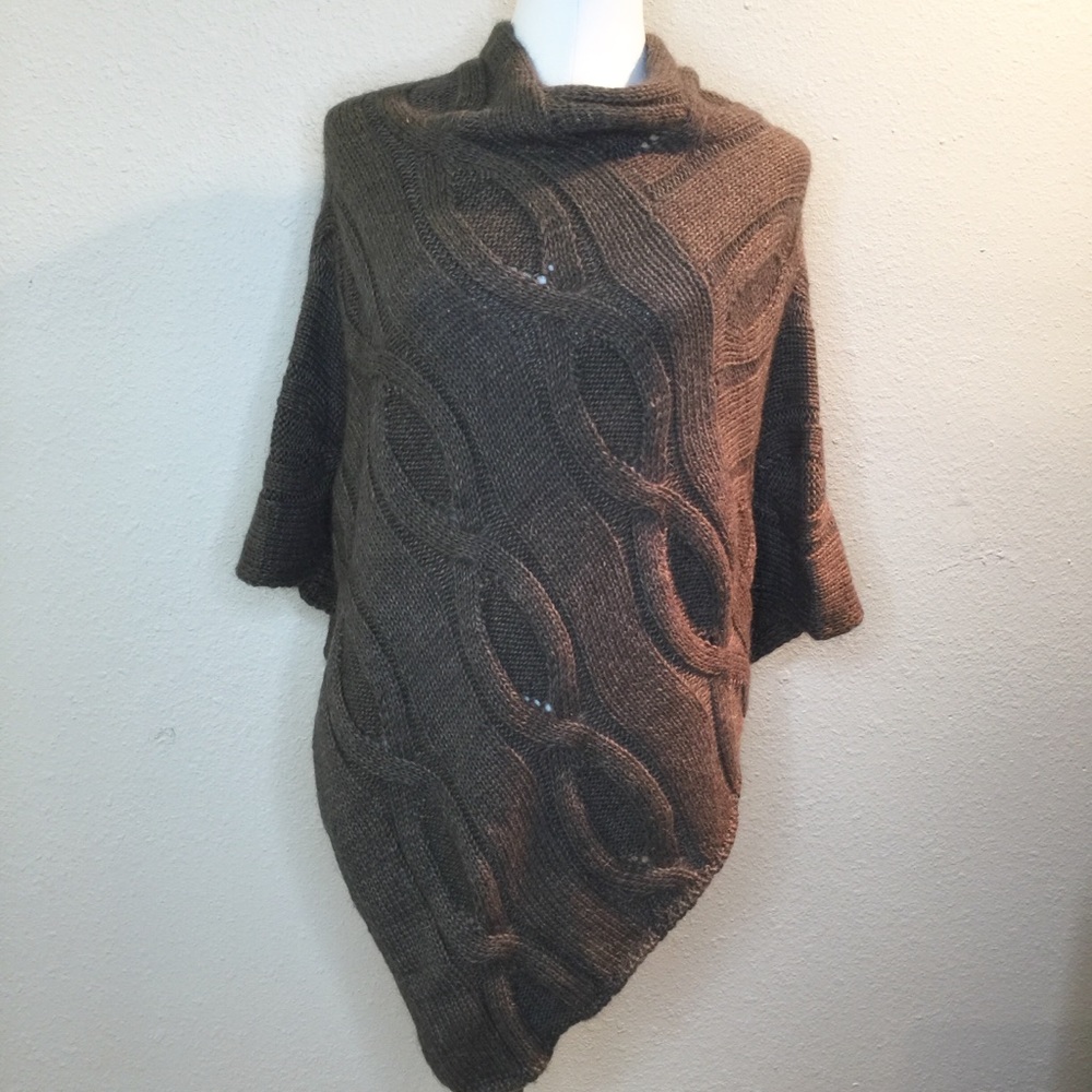 Cocogio Italian Made Poncho Mohair Gray